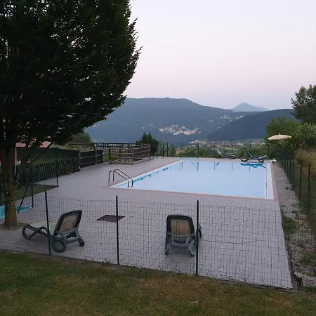 Imperial Wood - Panoramica Su 2 Piani Con Piscina E Giardino